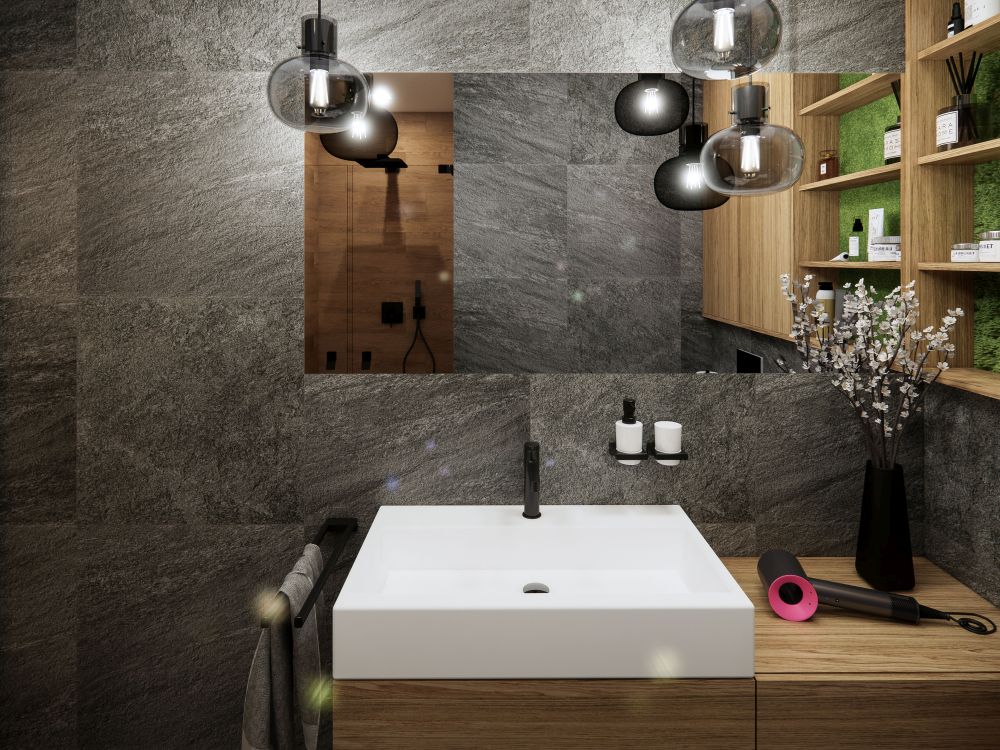 Návrh dvou elegantních koupelen a WC: velkoformátové obklady v imitaci přírodních materiálů, kvalitní sanita a černé doplňky 8