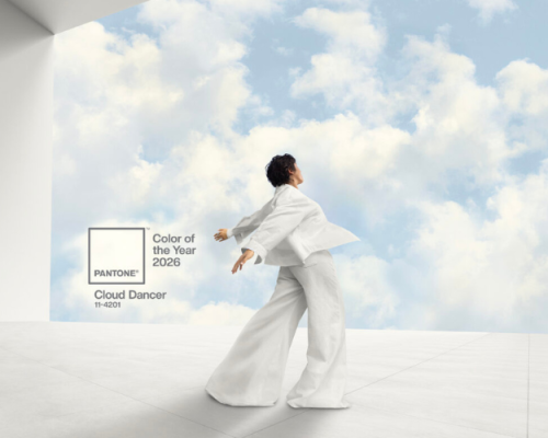 Barva roku 2026 – Cloud Dancer: Nadýchaný odstín pro uspěchanou dobu