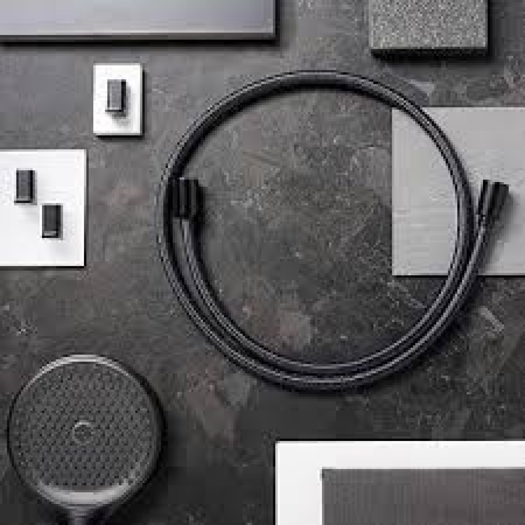 Sprchová hadice 160 cm Hansgrohe DESIGNFLEX, textilní, černá mat