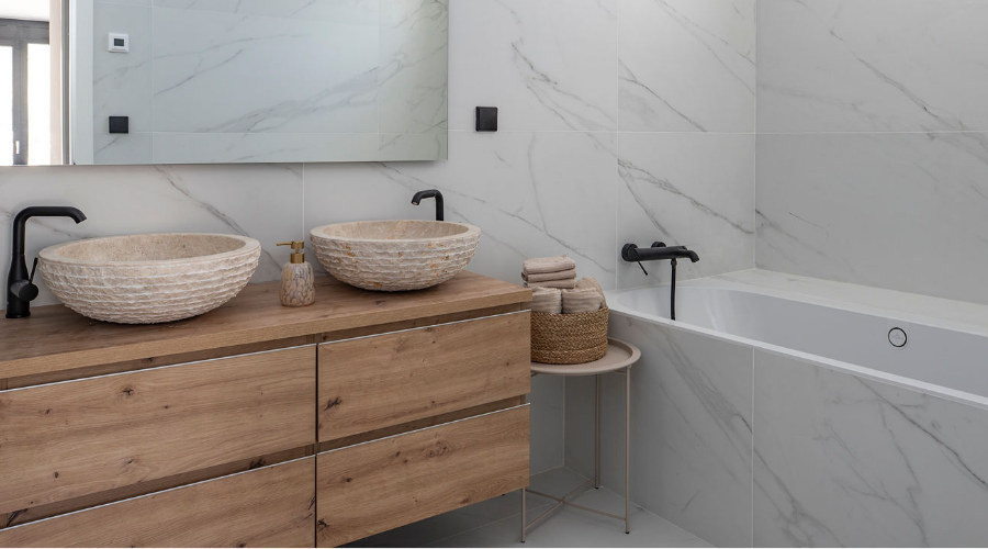 Realizace středomořských koupelen pro luxusní vily ve Španělsku